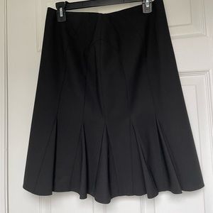 Petite sophisticate size 6 skirt